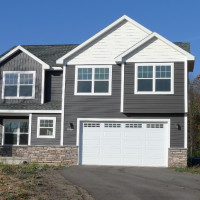 Albany 2,566 sqft