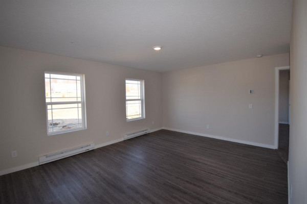 Kingsfield Estates lot 42 Living