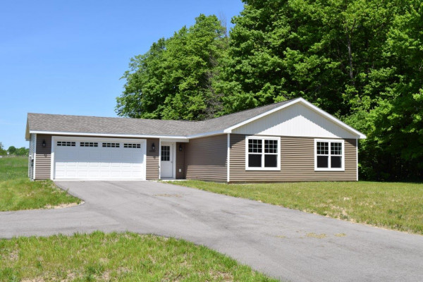Center Place Lot 31