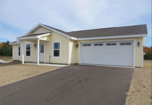 Center Place lot 28