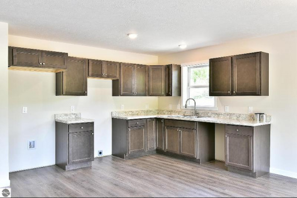 Lance Lane Kitchen