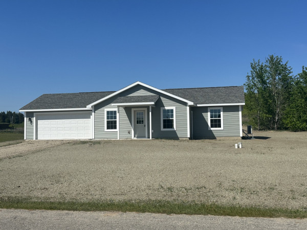 Kingsfield Estates lot 3 Exterior