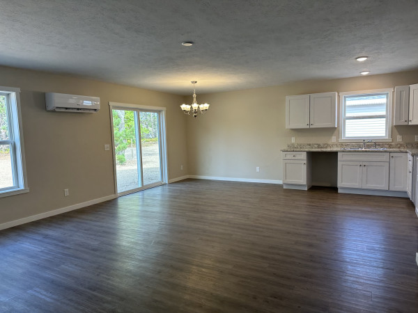 Wistrand Woods Lot 12 Living 