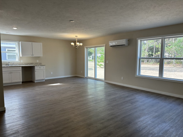 Wistrand Woods Lot 11 Living 