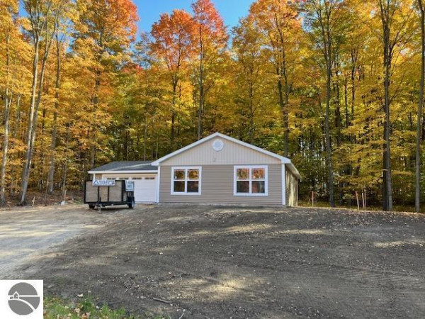 Center Place Lot 9